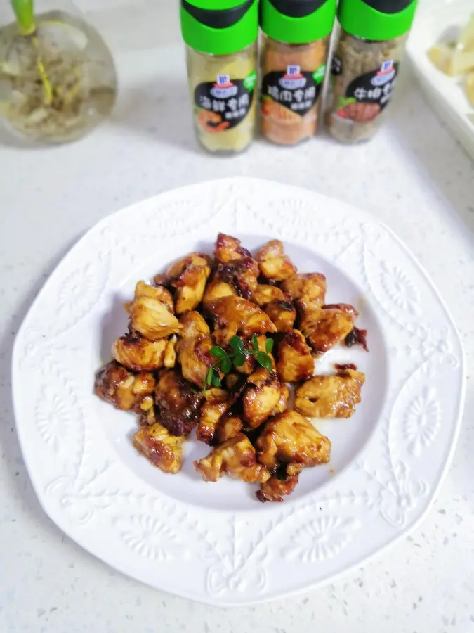 Delicious pan-fried chicken nuggets at low calories - a quick dish for Chinese New Year's Eve rice step 0