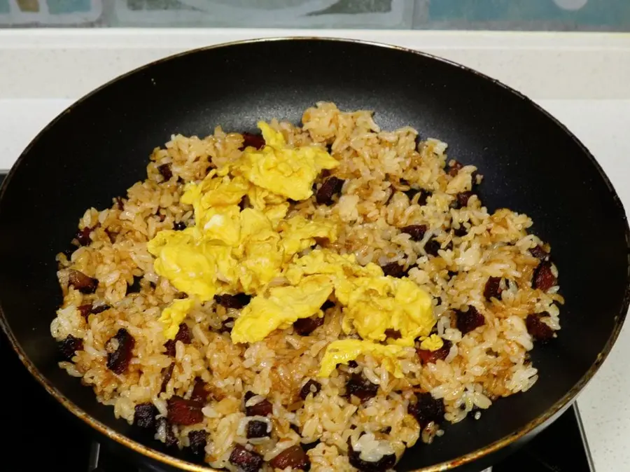 Kuaishou Sichuan-style sausage fried rice step 0