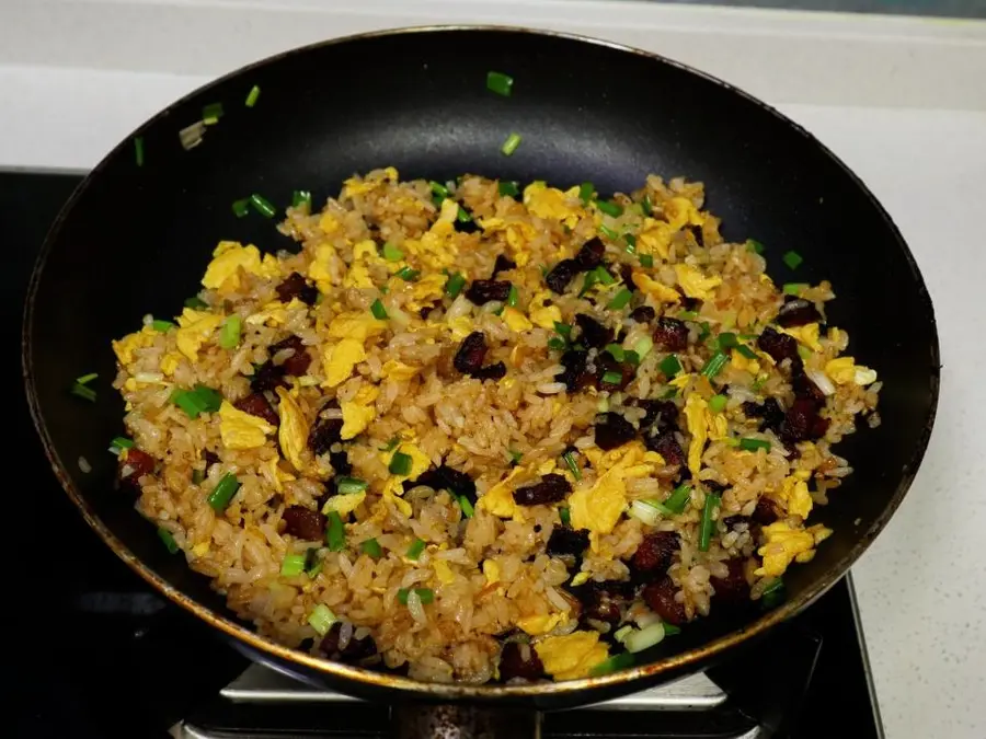 Kuaishou Sichuan-style sausage fried rice step 0