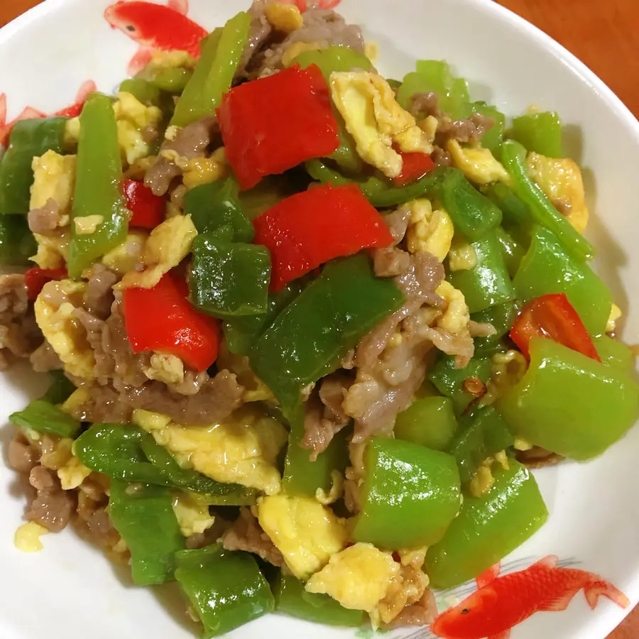 Pork and egg scrambled peppers  step 0