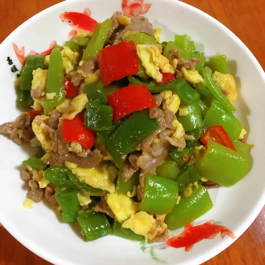 Pork and egg scrambled peppers 