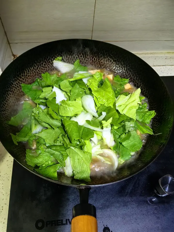 Delicious fast dishes (milk cabbage, vermicelli, pork belly, tofu) step 0