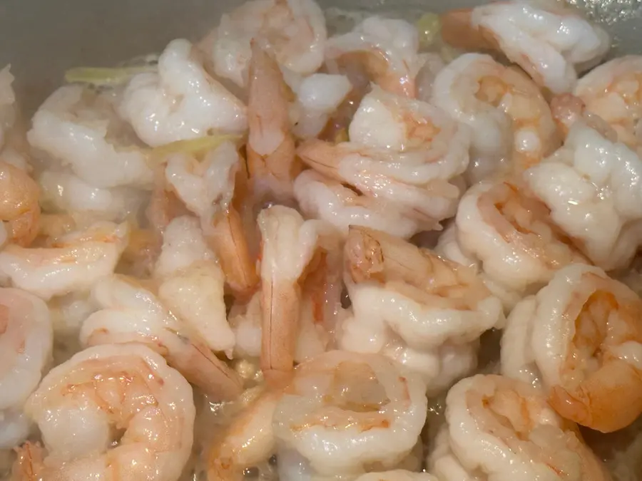 Kuaishou Healthy Fat Loss Meal: Stir-fried prawns with leeks and eggs step 0