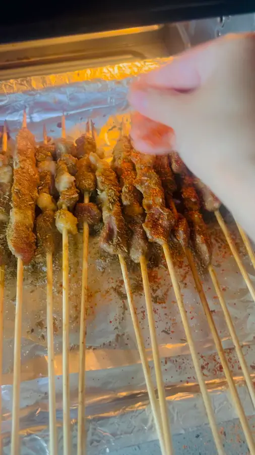 A quick dish on the tip of the tongue ~ oven version of lamb skewers step 0