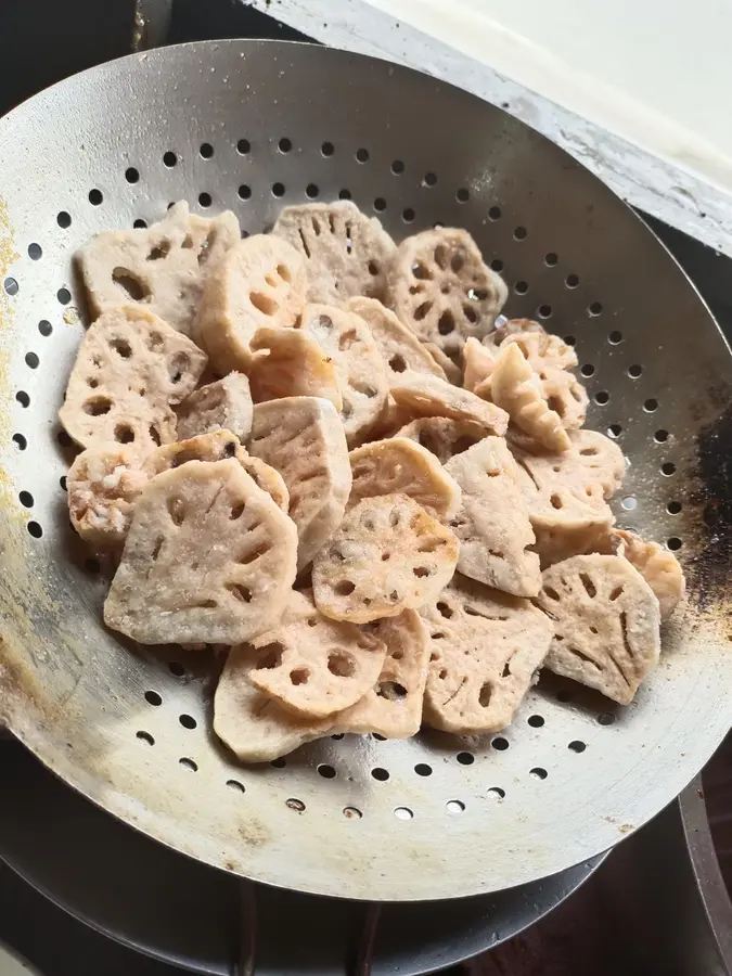 Anti-sand lotus root step 0