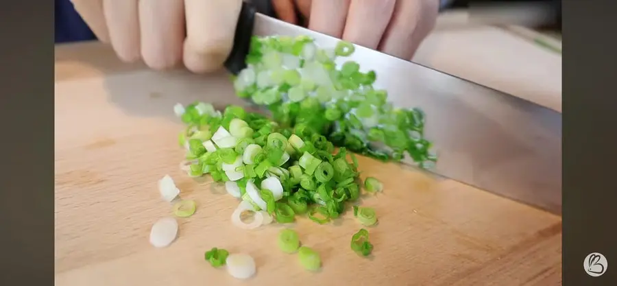 Homemade quick hand wonton stew step 0