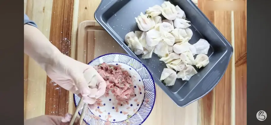 Homemade quick hand wonton stew step 0