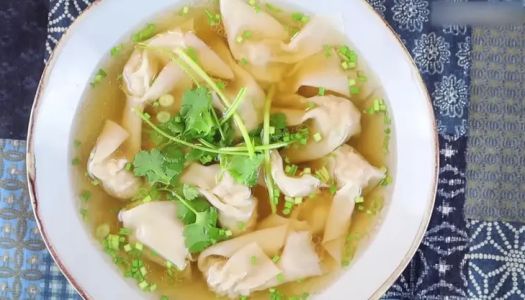 Homemade quick hand wonton stew