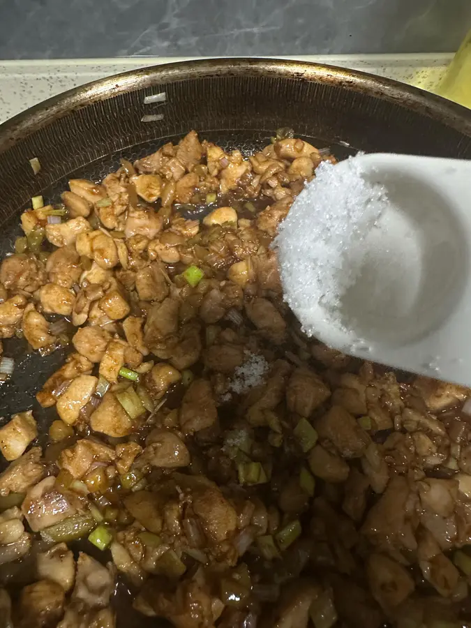 Japanese-style minced chicken rice step 0