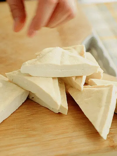 Cook it when it's cold! It's easy to cook fresh and tender, and the whole family rushes to eat it~ step 0