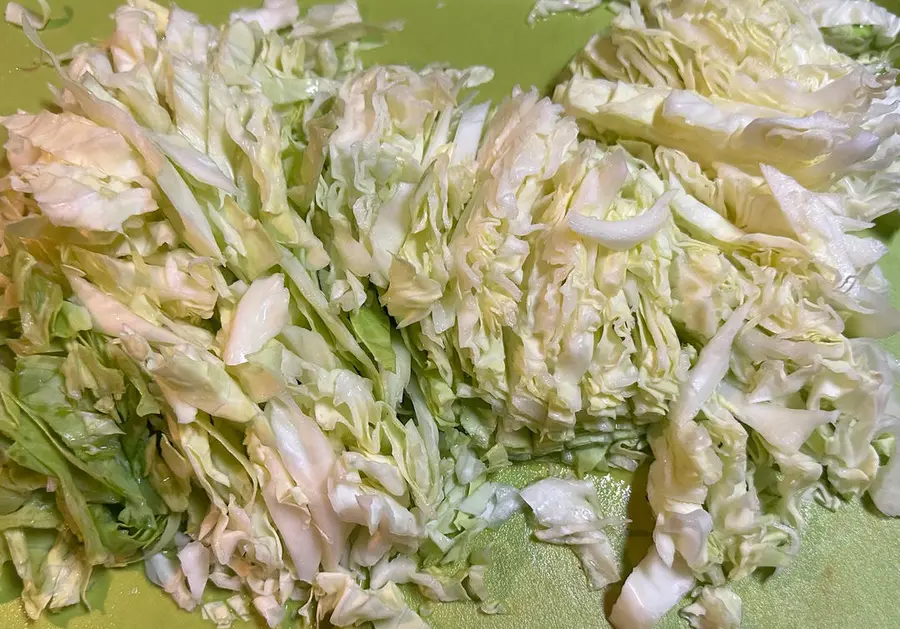 Quick Meal: Vermicelli fried cabbage step 0