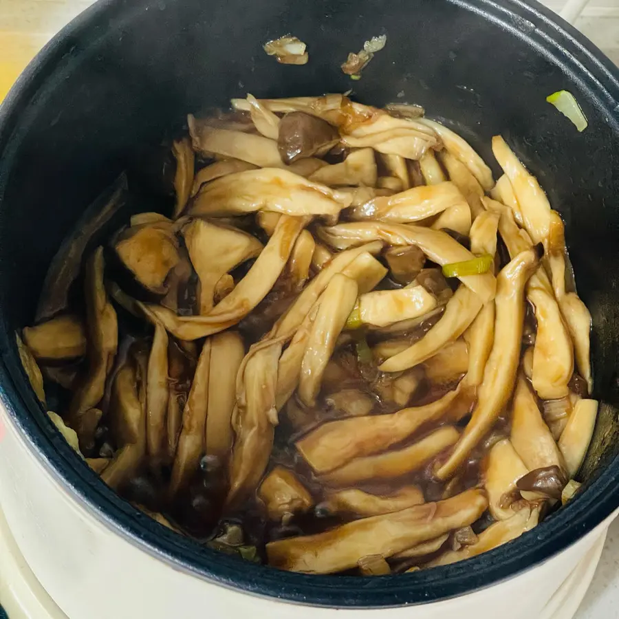 Next meal: Fish-flavored shredded oyster mushroom ~ tender and juicy, sweet and sour step 0