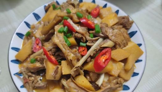 Food: Stuffed duck with bamboo shoots