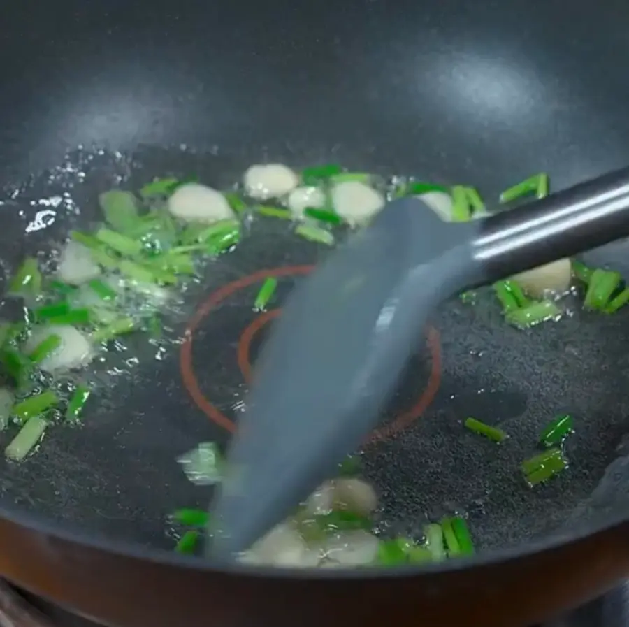 Budget-saving meals [fish-flavored eggs] step 0