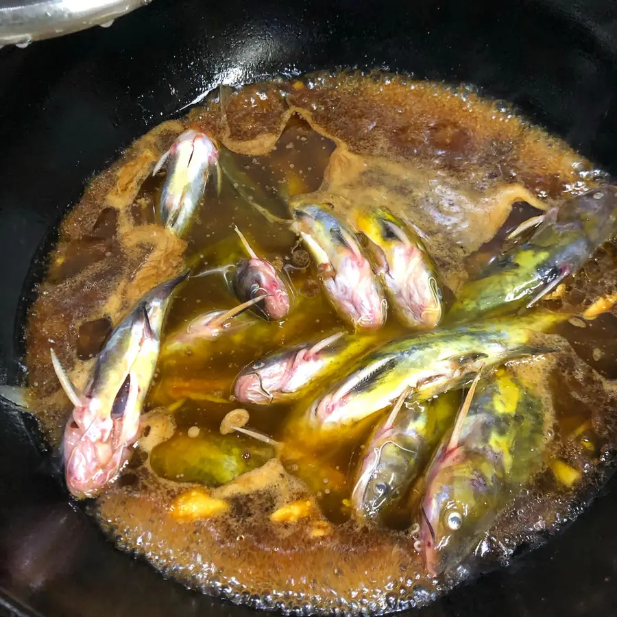 Home-style version - stone pot breeze fish, the tip of the tongue is extremely fragrant and super with rice and wine step 0