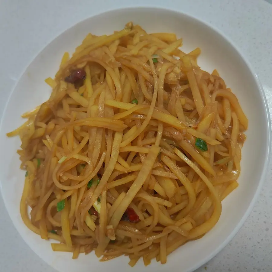 Crunchy shredded potatoes for giant rice step 0