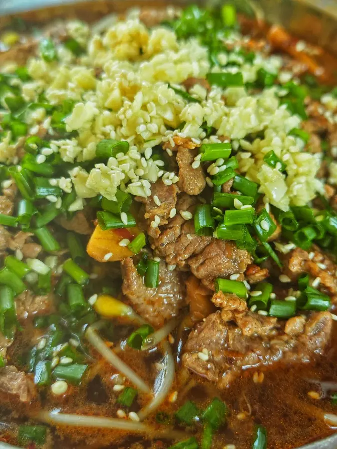 Simple hot pot base boiled beef I super appetizing rice  step 0