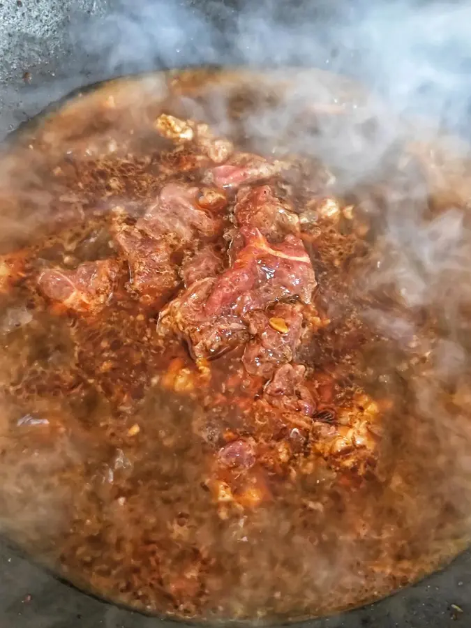 Simple hot pot base boiled beef I super appetizing rice  step 0