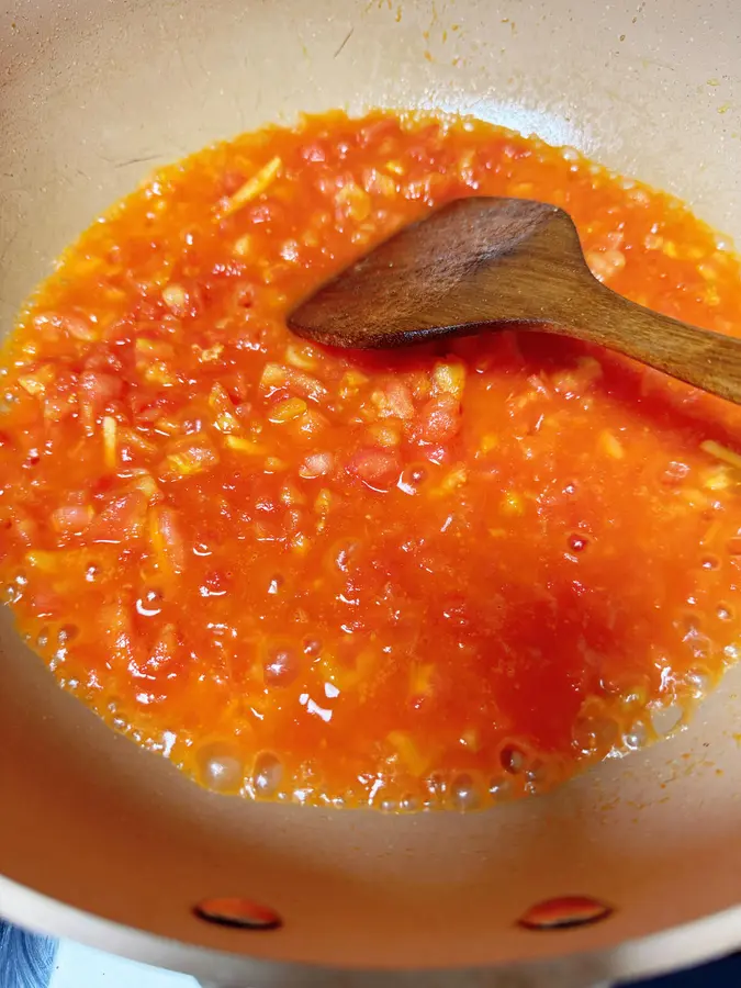 Reduced-fat undermeal: Tomato beef stew step 0