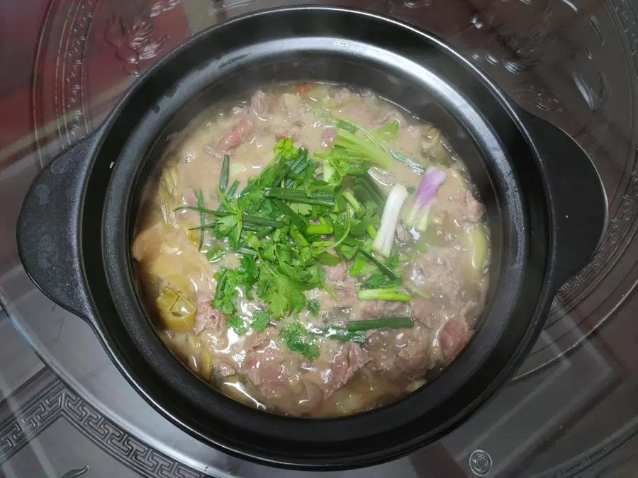 Simple and easy-to-make dish for rice: sauerkraut beef stew step 0