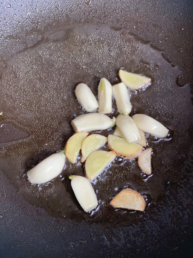 A dish that goes well with rice: sauce meat, I can eat two bowls of rice with it step 0