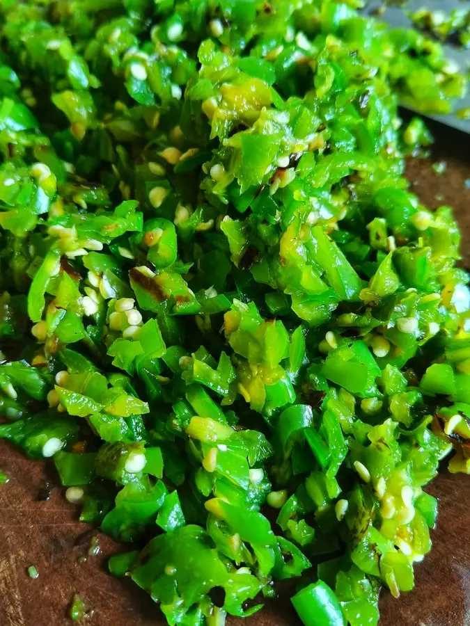 Bibimbap noodles are excellent: roasted pepper sauce step 0