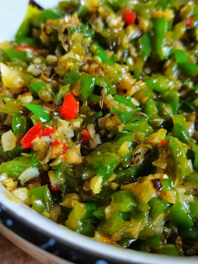 Bibimbap noodles are excellent: roasted pepper sauce step 0