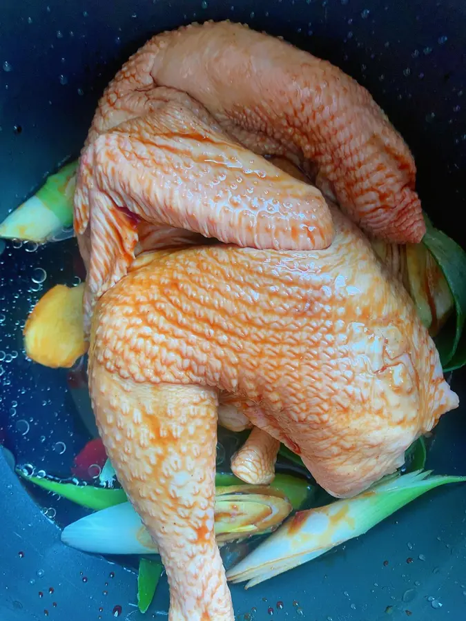 Super delicious rice cooker version of soy sauce chicken step 0