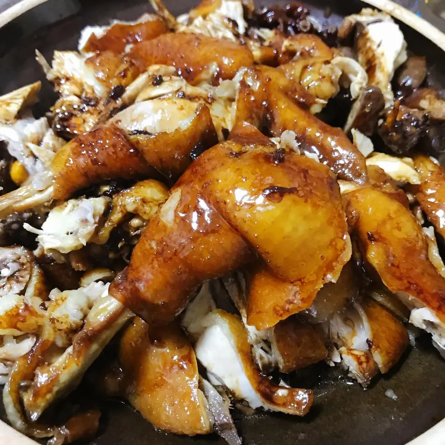 Chicken in soy sauce