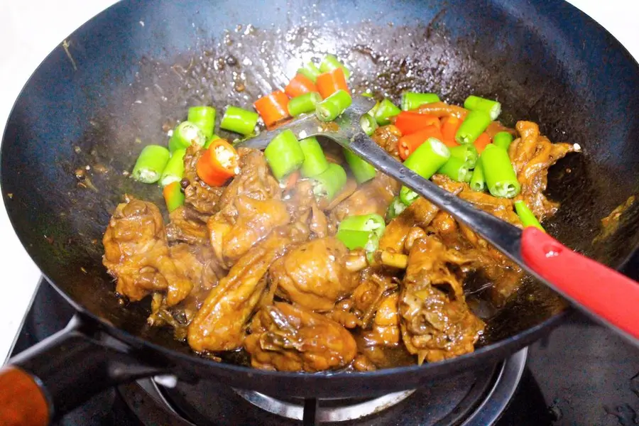 Shandong Linyi fried chicken (with fried chicken sauce) step 0