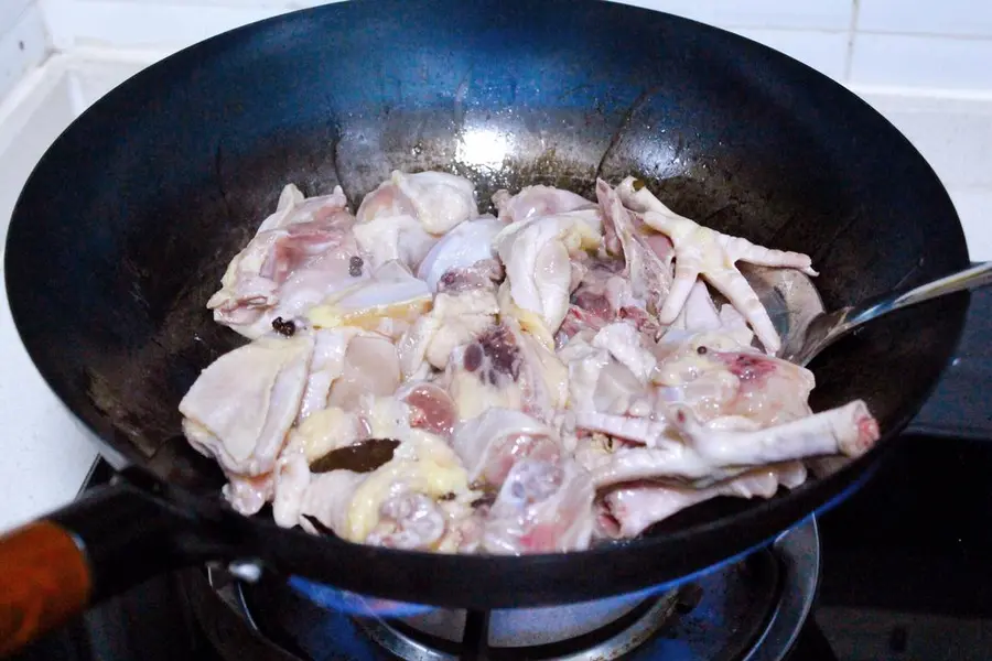 Shandong Linyi fried chicken (with fried chicken sauce) step 0