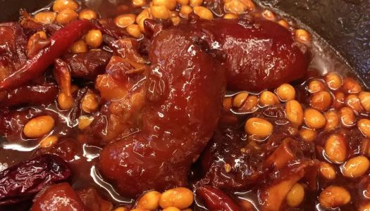 Pig's trotters with zero mistake sauce melt in your mouth and serve with rice