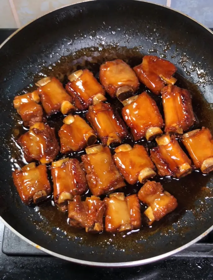 Braised pork ribs|The sauce is fragrant step 0