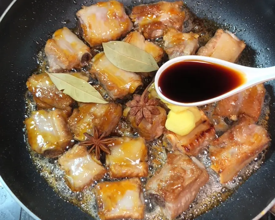 Braised pork ribs|The sauce is fragrant step 0