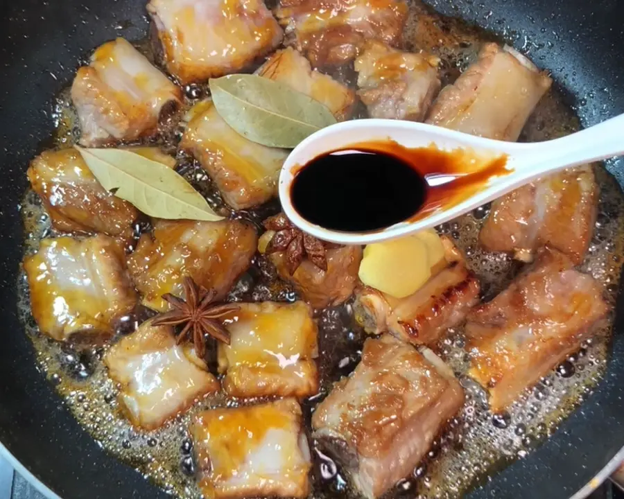 Braised pork ribs|The sauce is fragrant step 0