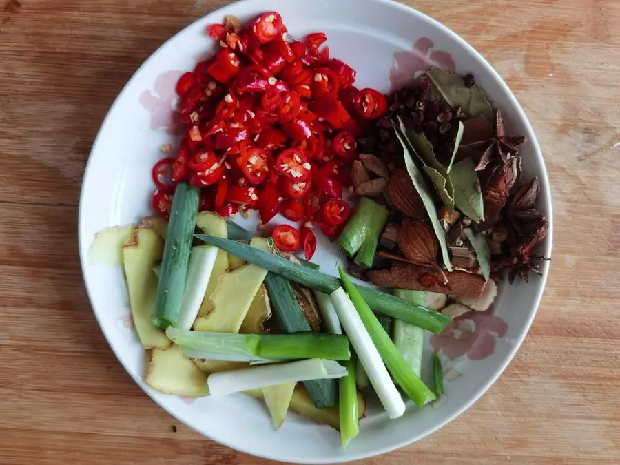  Watermelon sauce beans step 0