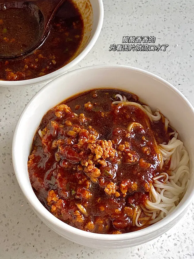 Tomato and minced meat sauce noodles step 0