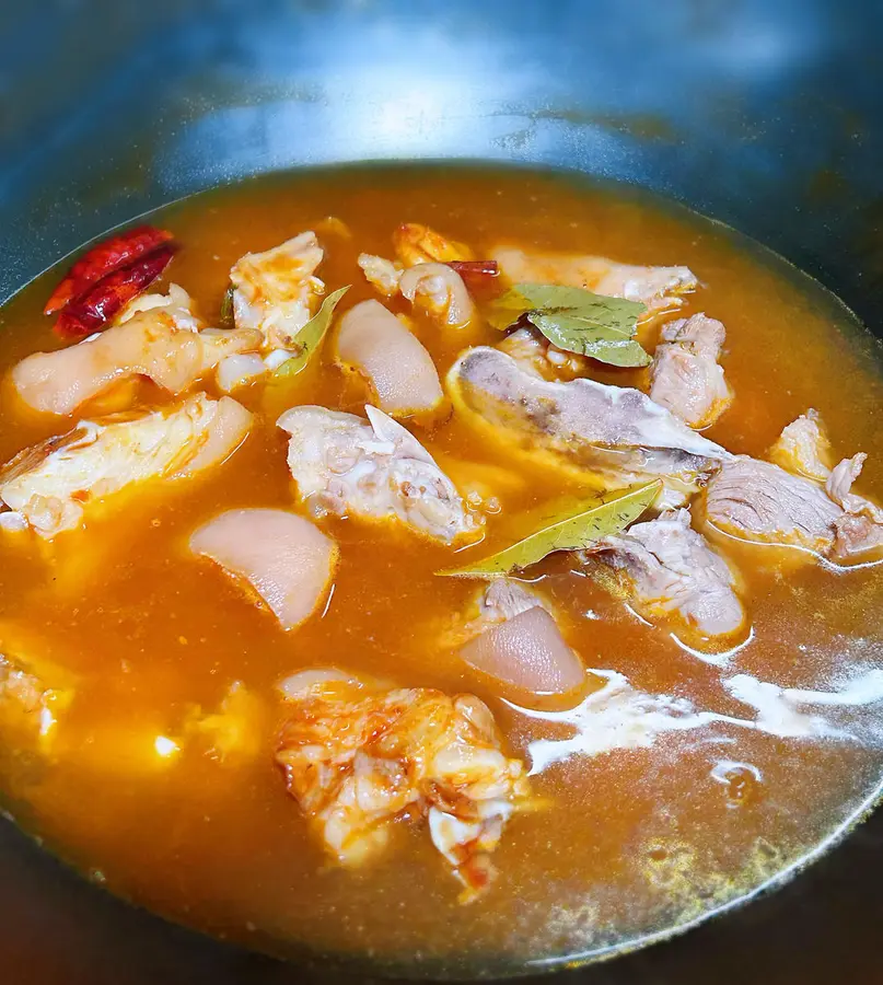 Master Recipe|Roasted pig's trotters in sauce step 0