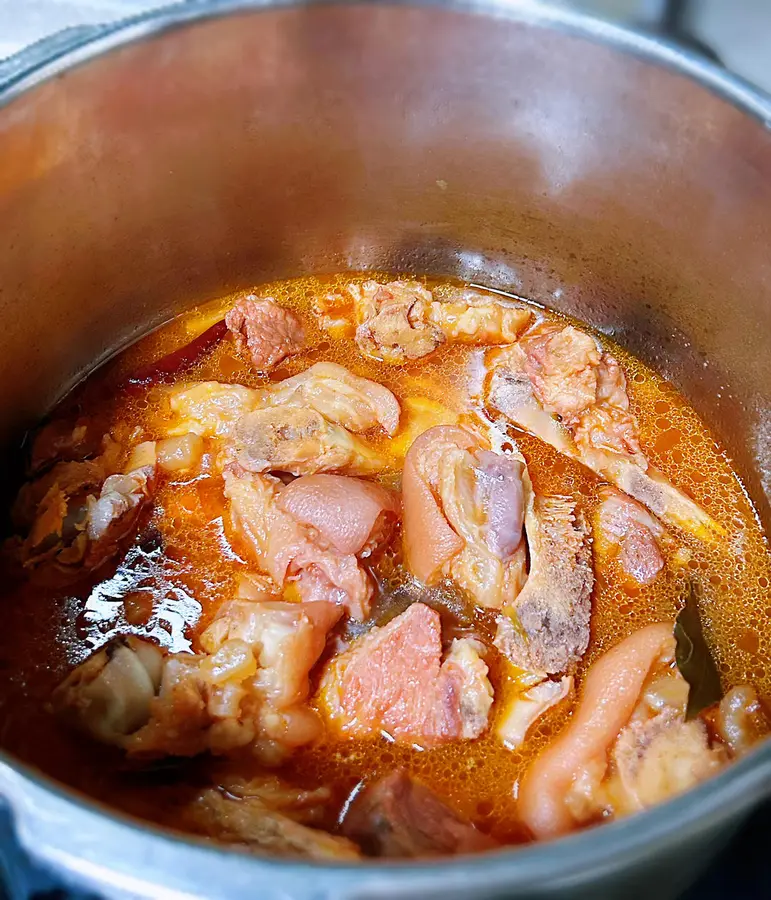 Master Recipe|Roasted pig's trotters in sauce step 0