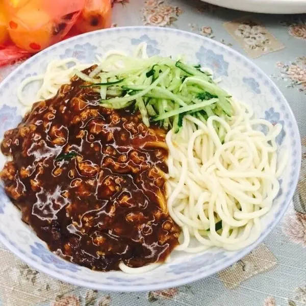 Dong Jie's soul fried noodles