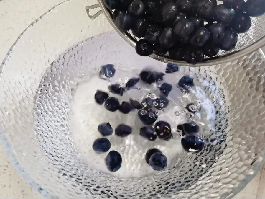 Homemade blueberry jam [this recipe is amazing, it tastes amazing] step 0