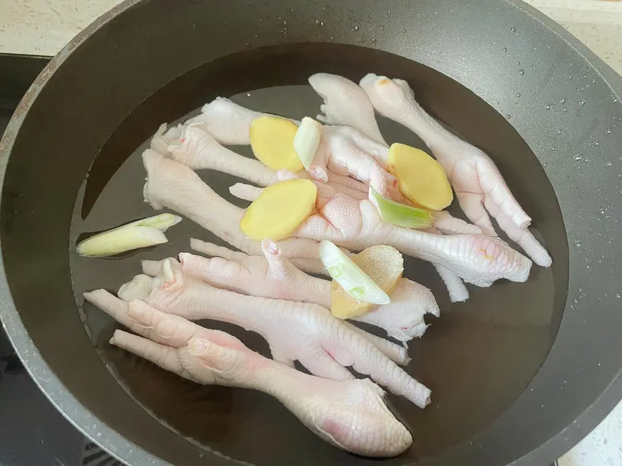 Master Recipe|Roasted chicken feet in sauce step 0