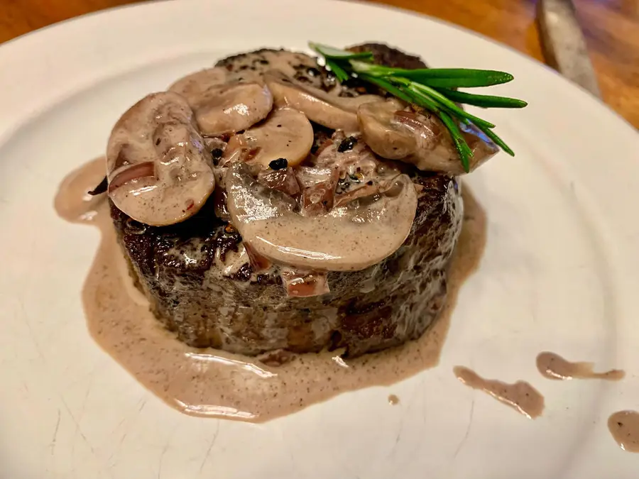 filet mignon service with red wine mushroom cream sauce step 0