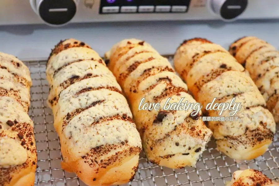 Oreo Crispy Sauce Bread|Crunchy|Cream Included step 0