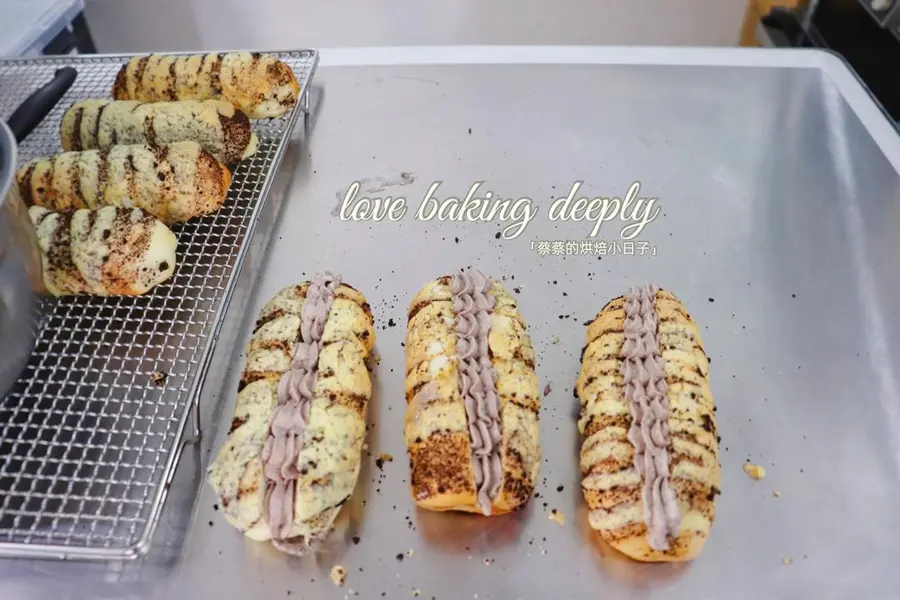 Oreo Crispy Sauce Bread|Crunchy|Cream Included step 0