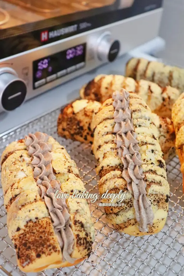 Oreo Crispy Sauce Bread|Crunchy|Cream Included step 0