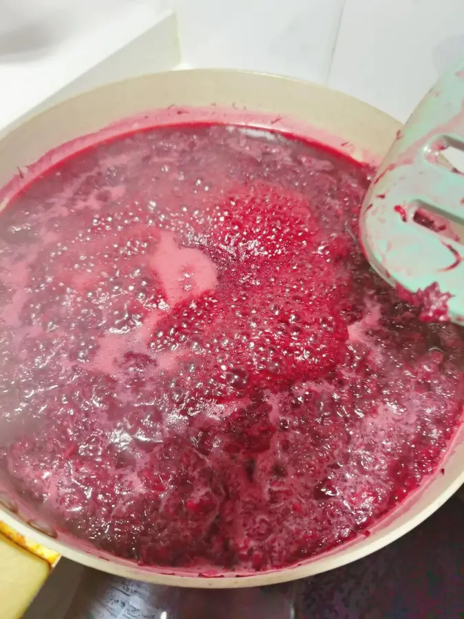 It should be the fastest way to peel bayberry on the whole network! It only takes an hour to make bayberry jam! step 0