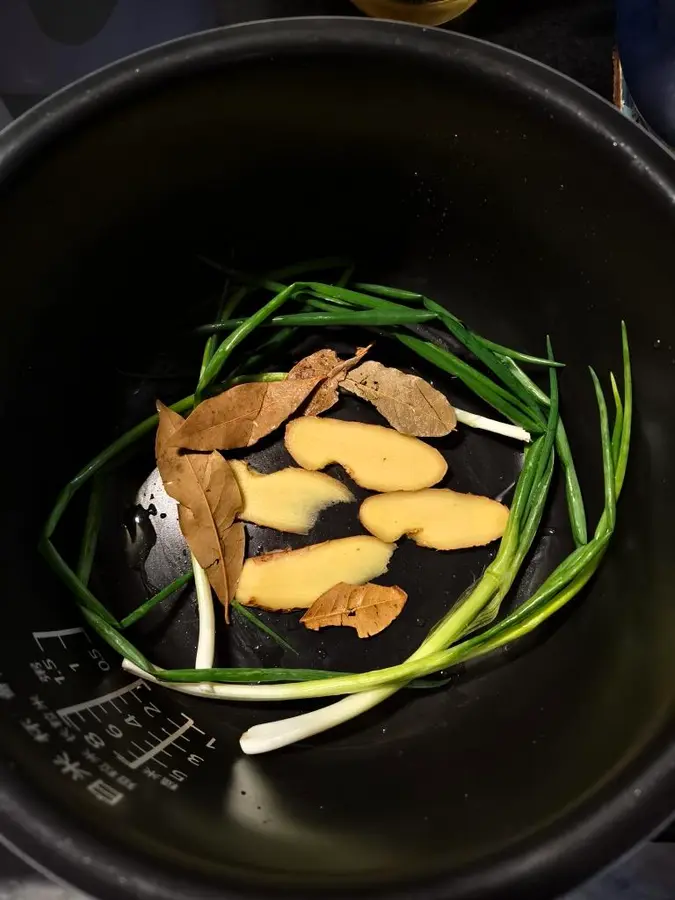 Home-cooked rice cooker ~ soy sauce chicken step 0