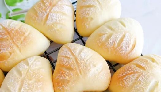 Jam bread (sweet and fluffy)