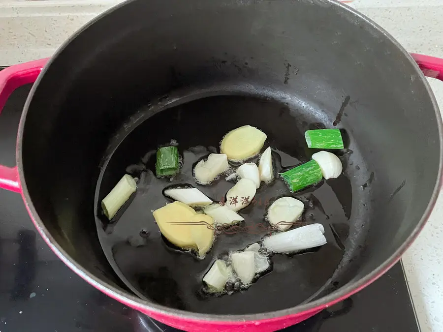 Master Recipe|Roasted beef and white radish in sauce step 0